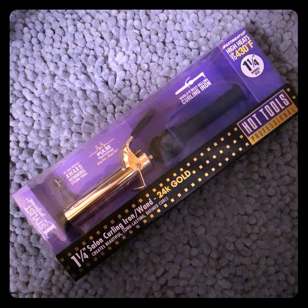 Hot Tools professional 1 1/4” curling iron/wand